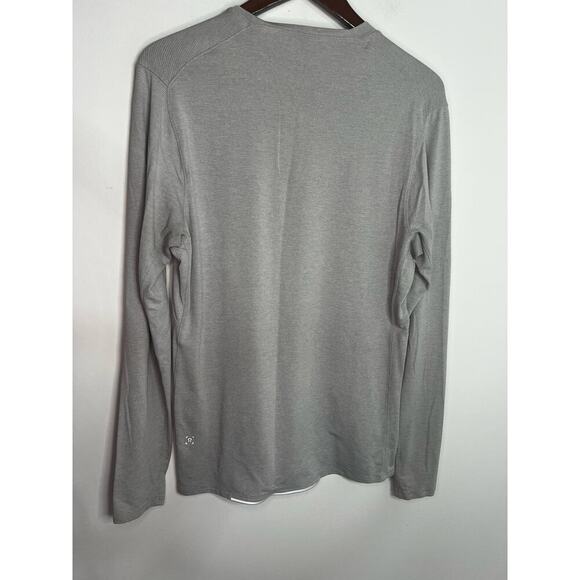 Men’s Lululemon long sleeve heathered vapor Size Medium - Picture 4 of 4